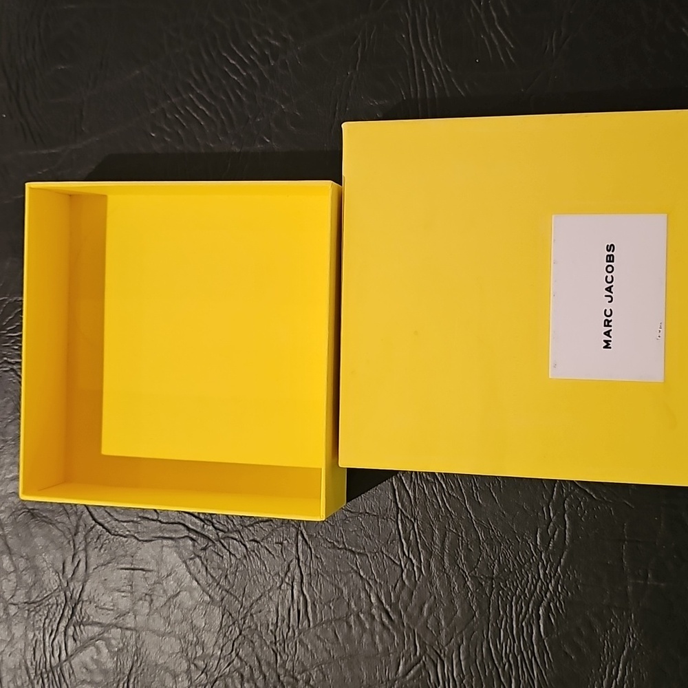 Marc Jacobs Yellow Accessory Box - Picture 2 of 2